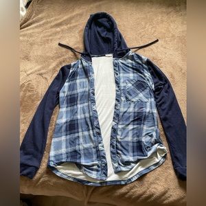 Super soft Ardene plaid button up